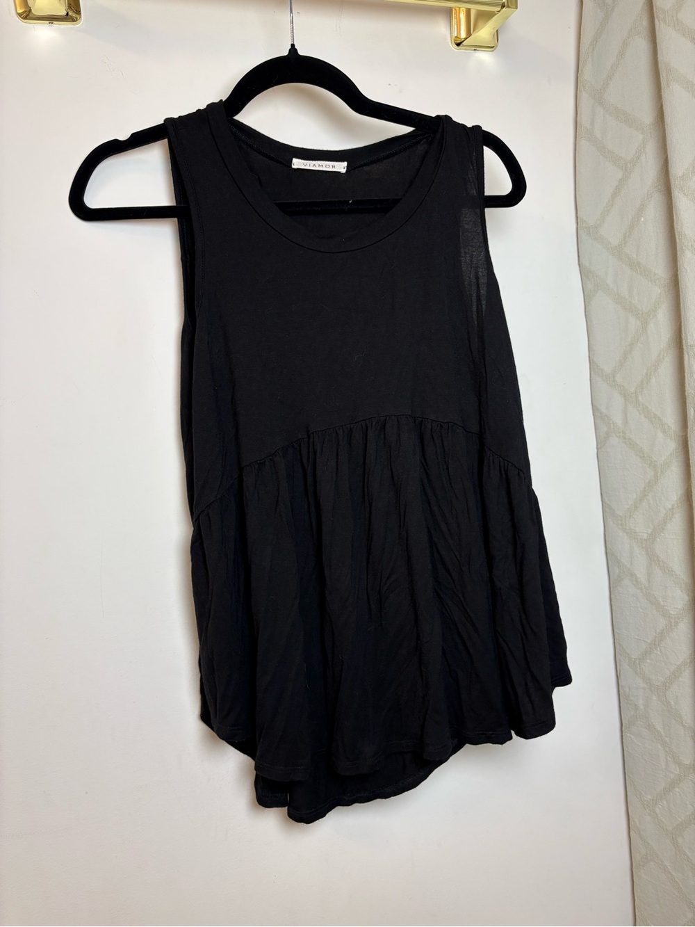 Viamor Boutique Black Tank Top